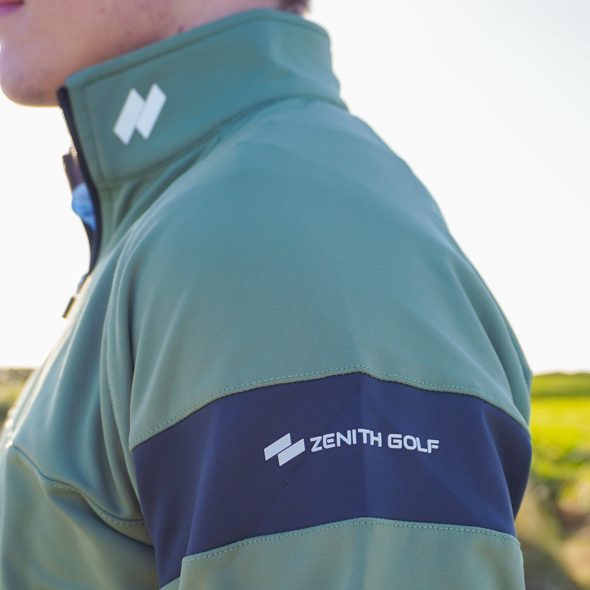 breathable golf tops
