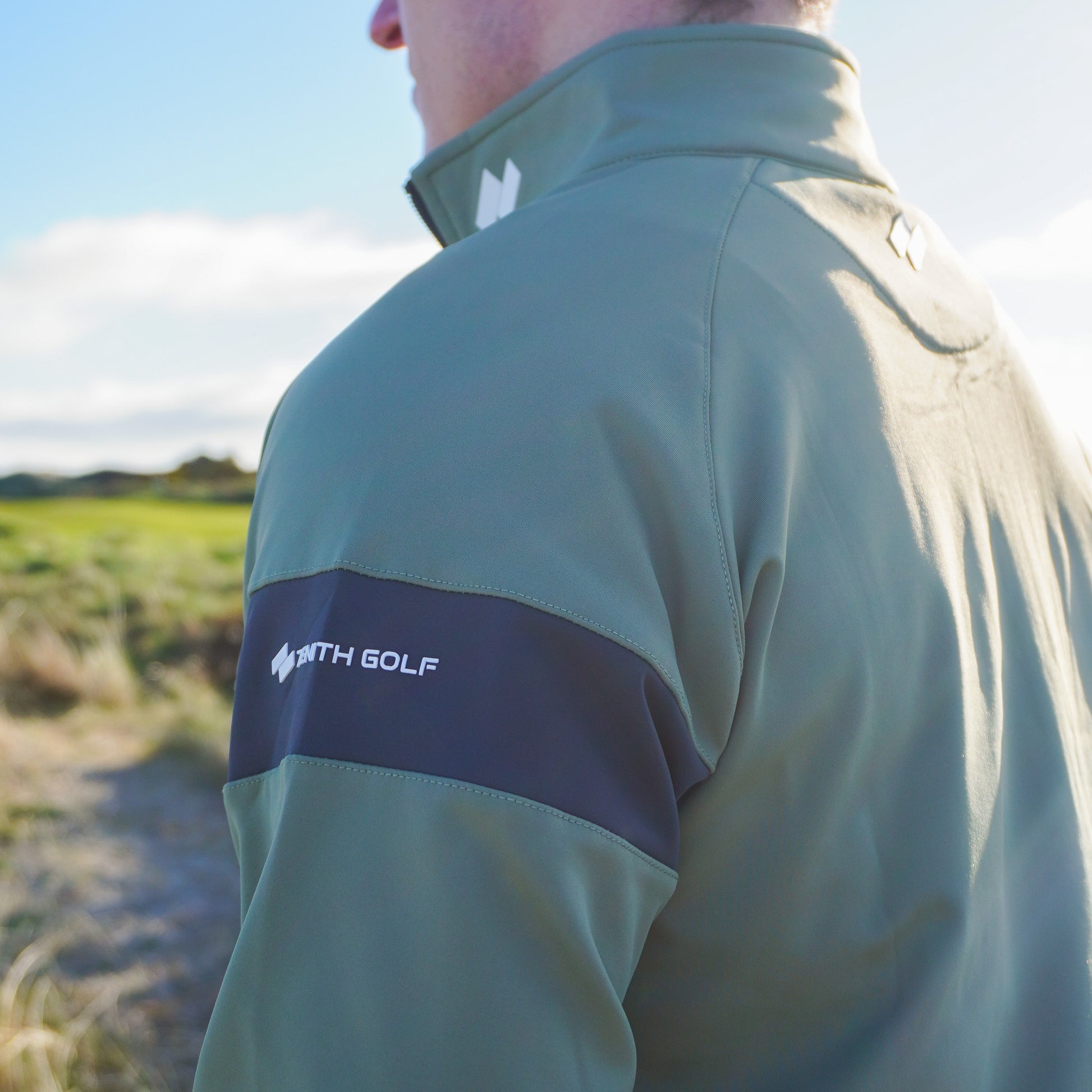comfortable golf wear
